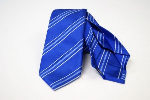 Cravatta Settepieghe - Jacquard – fondo blu elettrico – COD.7P010 – seta 100% - made in Italy