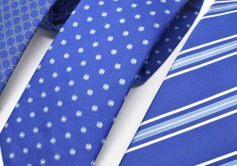 Andrews-Ties-cravatte-jacquard-sfondo-blu-elettrico-dettaglio-detail