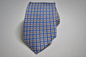 Cravatta – Settepieghe - Twill ¬– Fondo Bianco – Disegno classico - COD.T7P025 – seta 100% - made in Italy