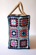 Borsa Multicolor con manici in Juta Uncinetto 30x28x17 con Portadocumenti fatto a mano Cotone 100% Made in Italy COD.BOJ001 - immagine 3